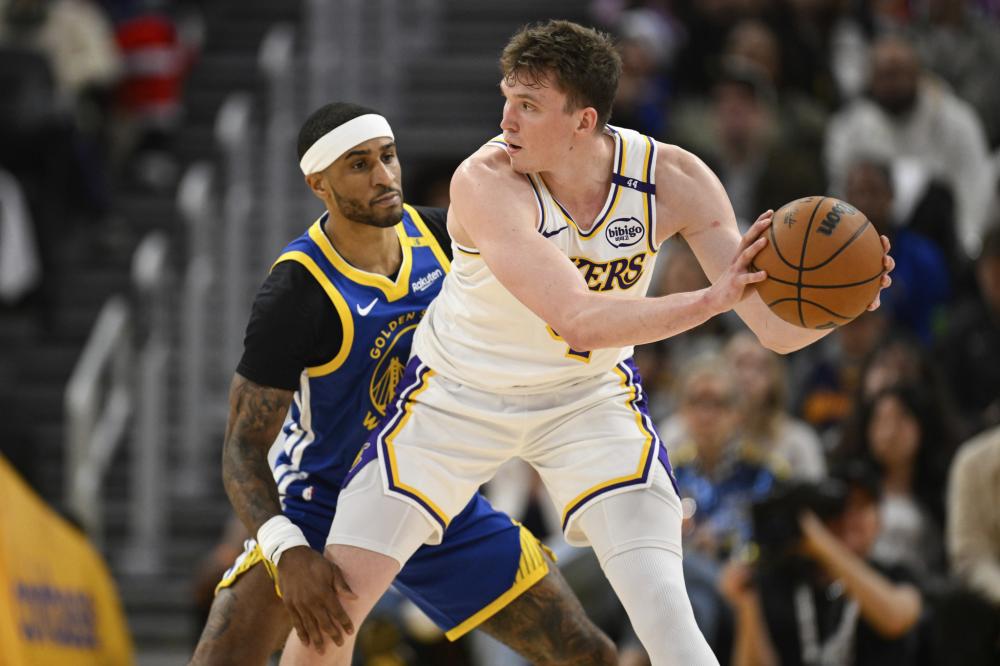 英超-萨维尼奥造三球哈兰德双响 曼城4-1取两连胜.