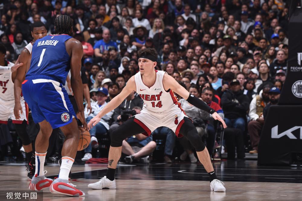 手多次尝试 手多次尝试