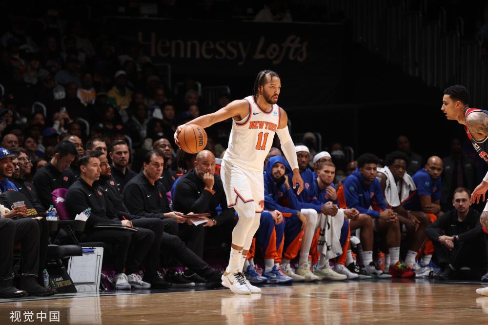 能否迎首胜？曼联发布客战富勒姆赛前海报：库尼亚单人出镜