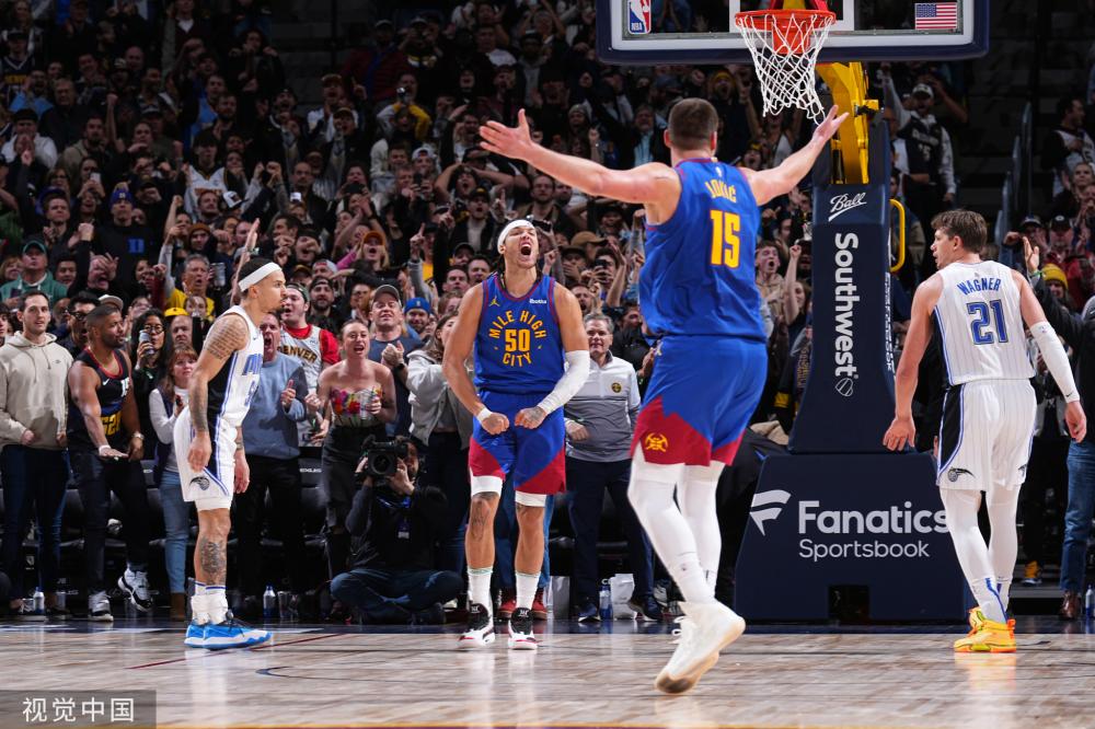 肘击对手喉部！官方：南京队长杨笑天因“不文明动作” 被罚停赛1场